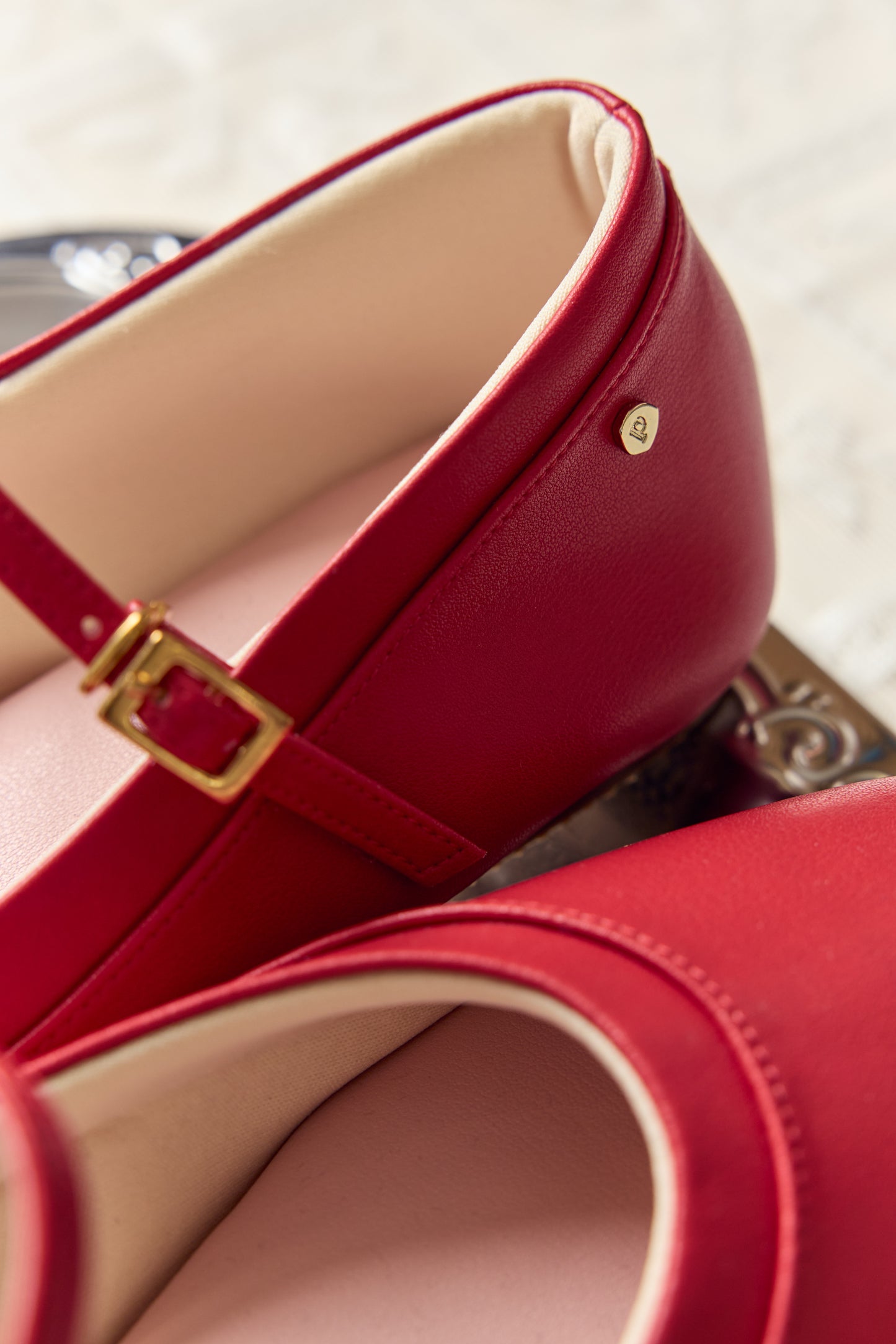 Mary Jane slim strap Gen2 - Red