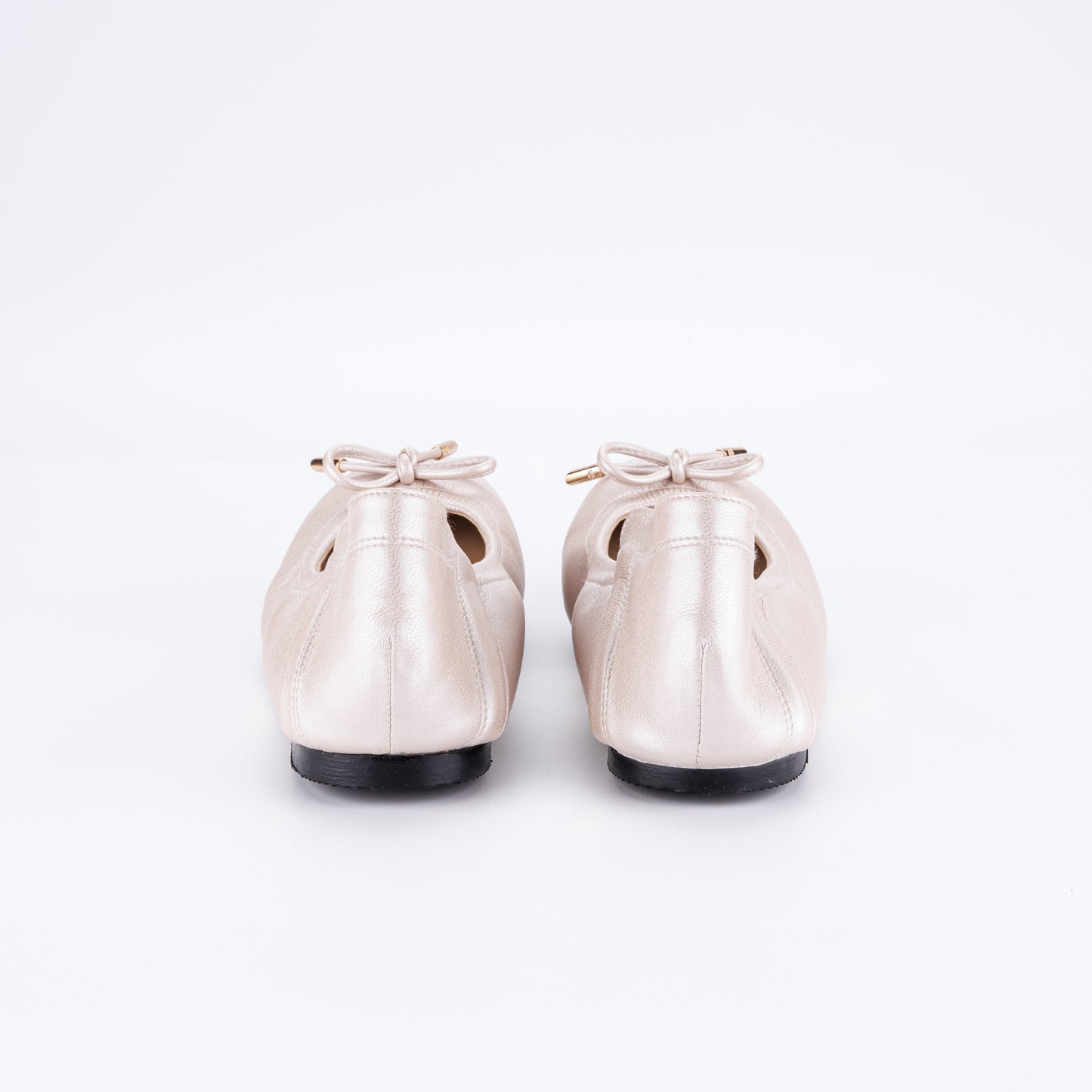 Hideko signature - pearl