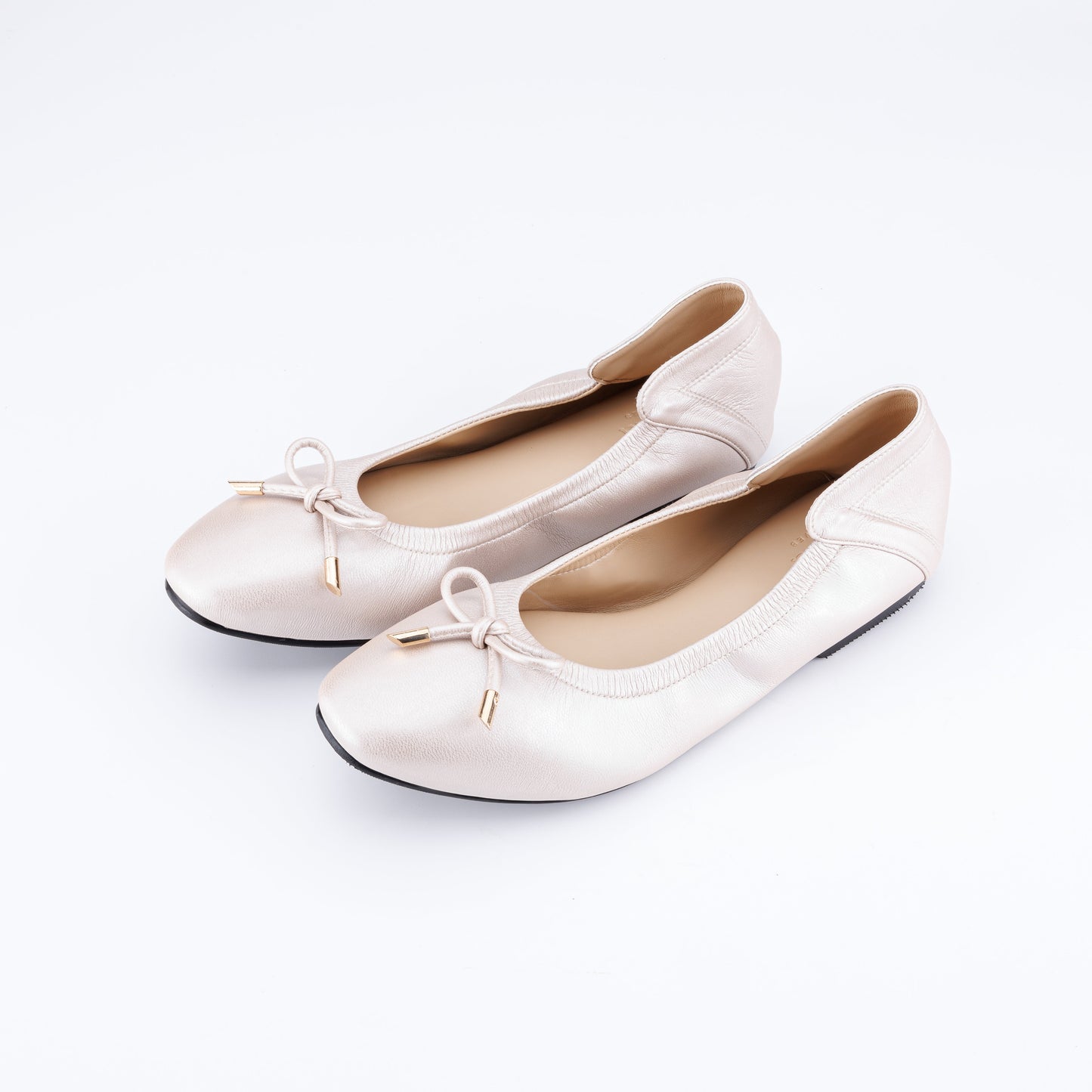 Hideko signature - pearl